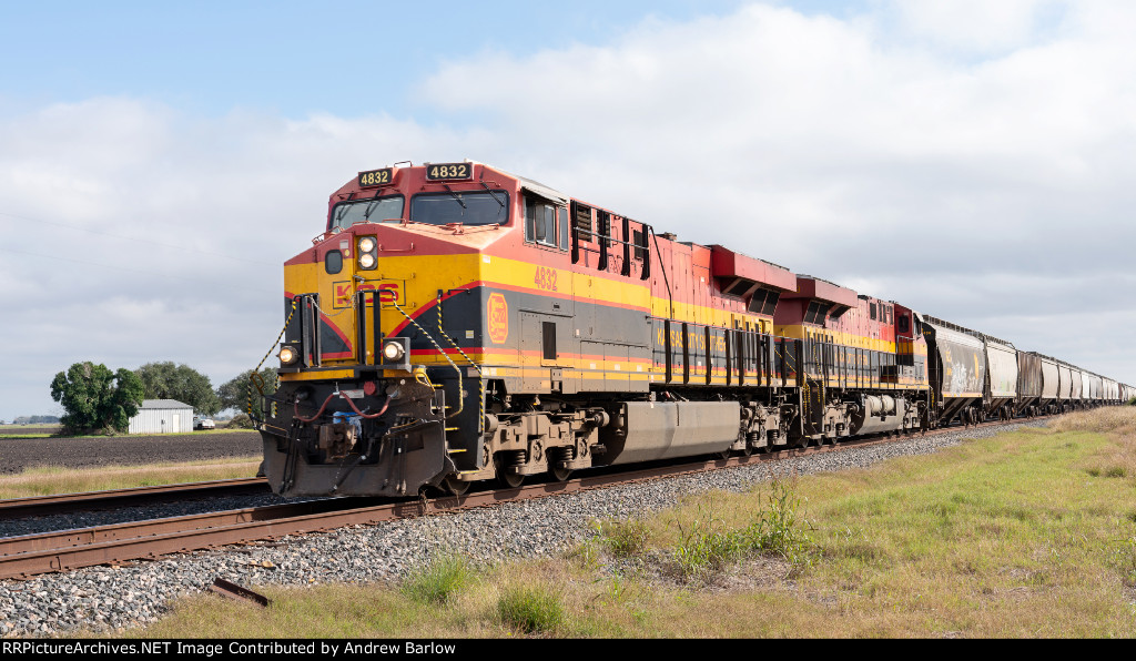 NB Empty Grain at Benavides